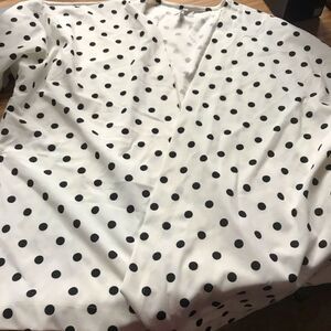 Acting Pro size small blouse like cardigan awesome condition see pics